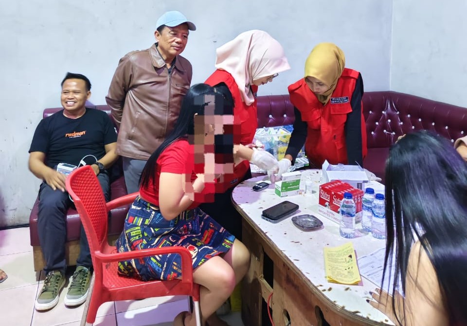 VCT Mobile Program HIV AIDS IMS: Skrining Dini di Hotspot Kabupaten Demak